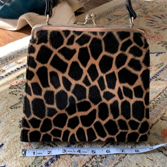 Beautiful Barely Used Purse - Picture 4 of 7